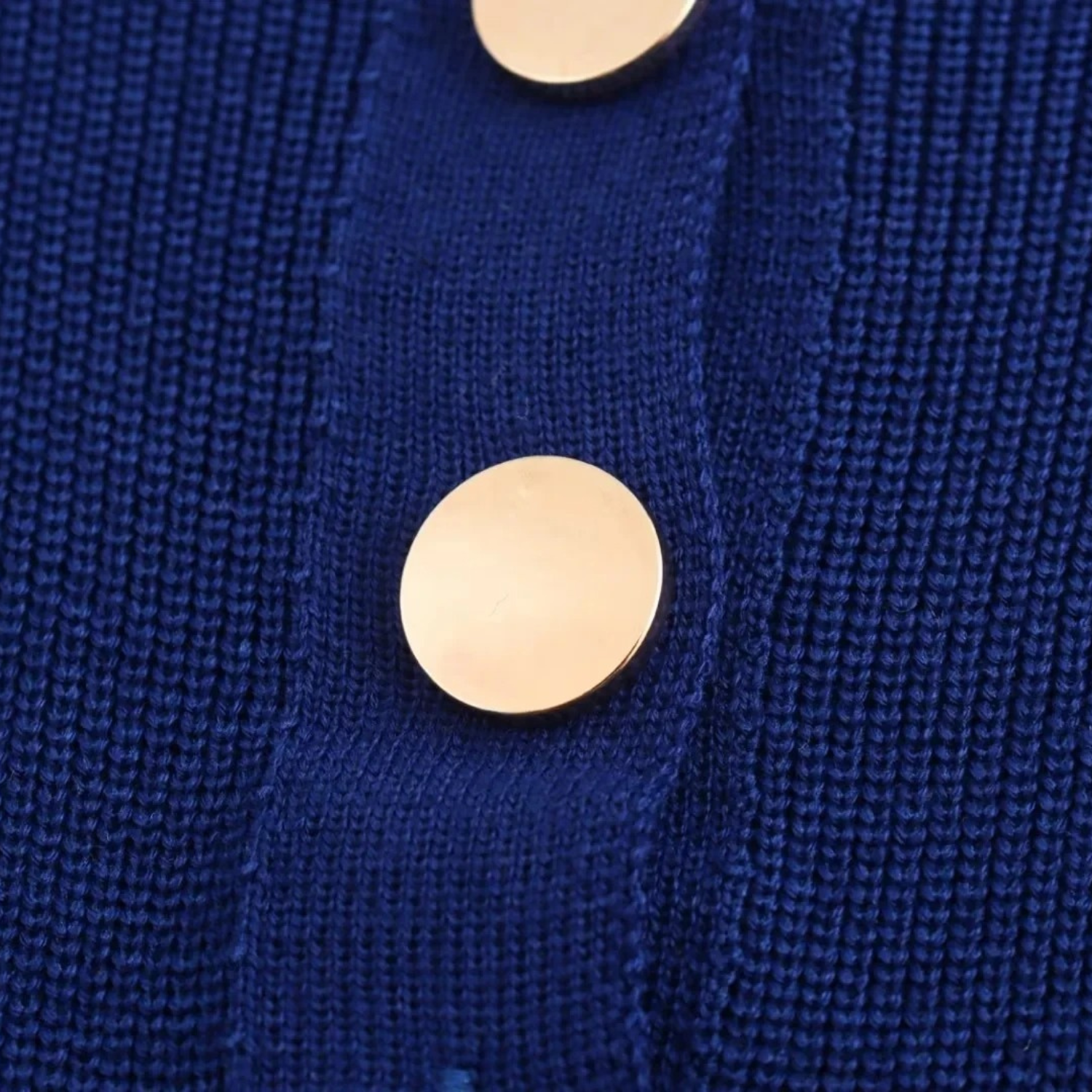 Nina | Abito Midi in Maglia con Bottoni, Scollo Tondo e Tasche