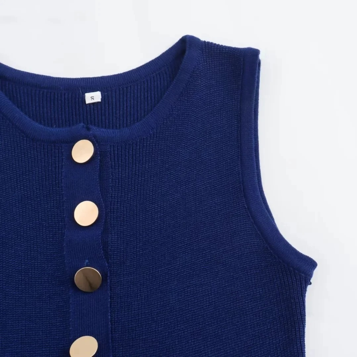 Nina | Abito Midi in Maglia con Bottoni, Scollo Tondo e Tasche